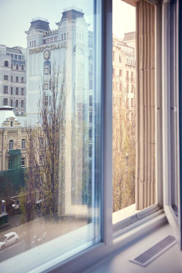 Sauna, Big Jacuzzi , Khreshchatyk Apartments Киев Екстериор снимка
