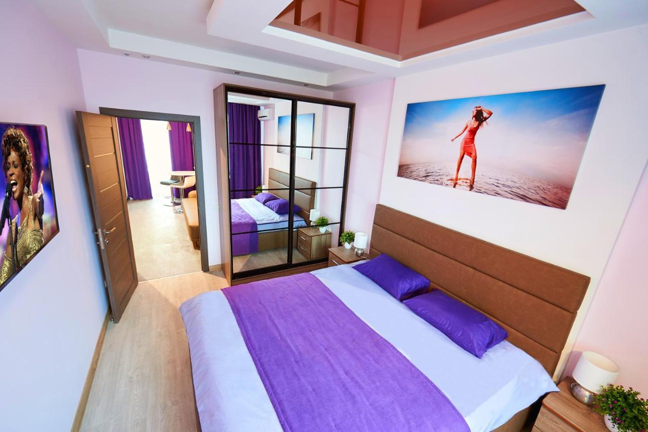 Sauna, Big Jacuzzi , Khreshchatyk Apartments Киев Екстериор снимка