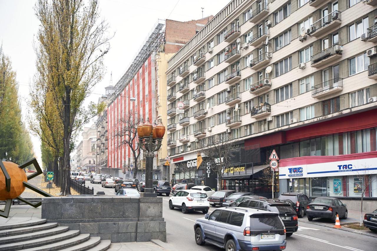 Sauna, Big Jacuzzi , Khreshchatyk Apartments Киев Екстериор снимка