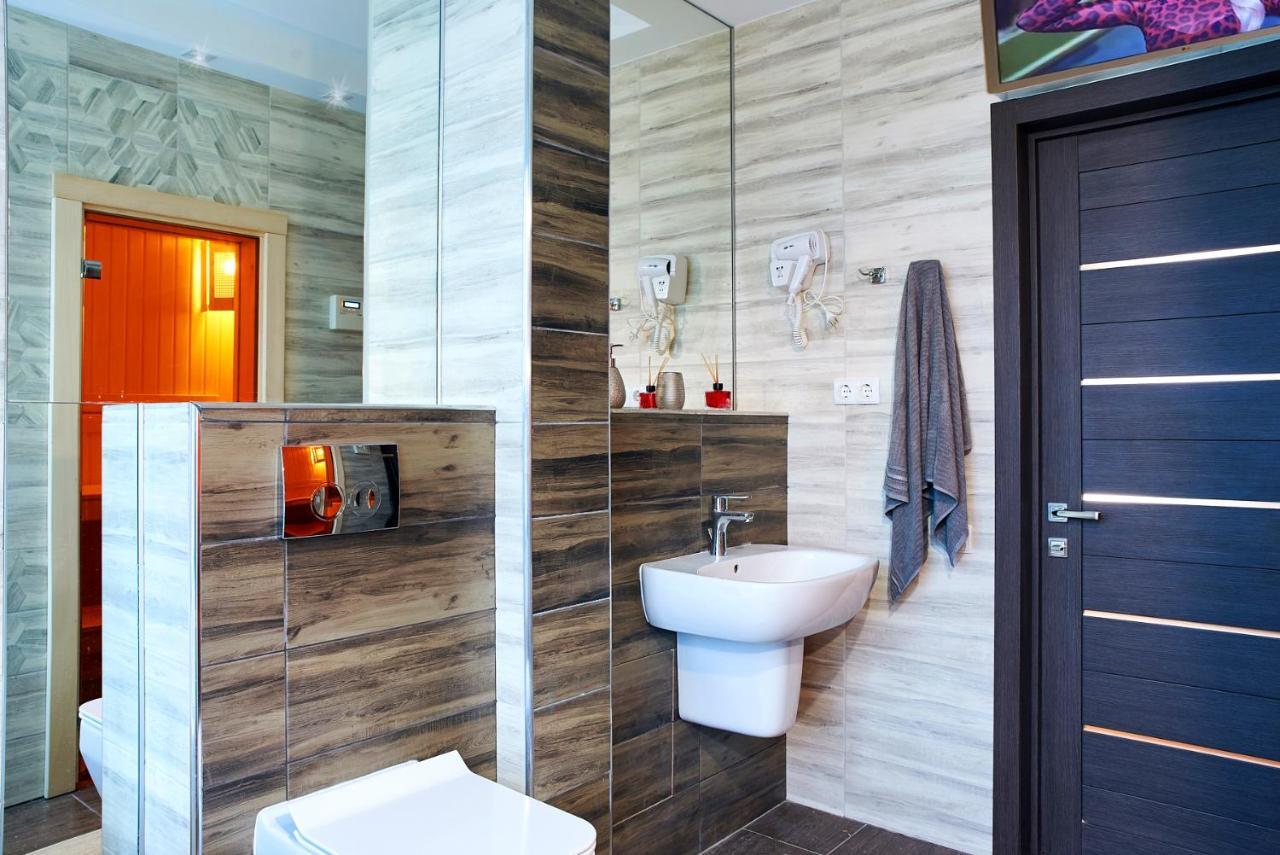 Sauna, Big Jacuzzi , Khreshchatyk Apartments Киев Екстериор снимка
