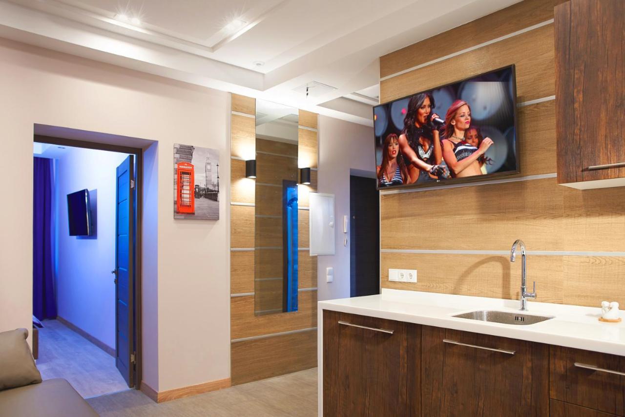 Sauna, Big Jacuzzi , Khreshchatyk Apartments Киев Екстериор снимка