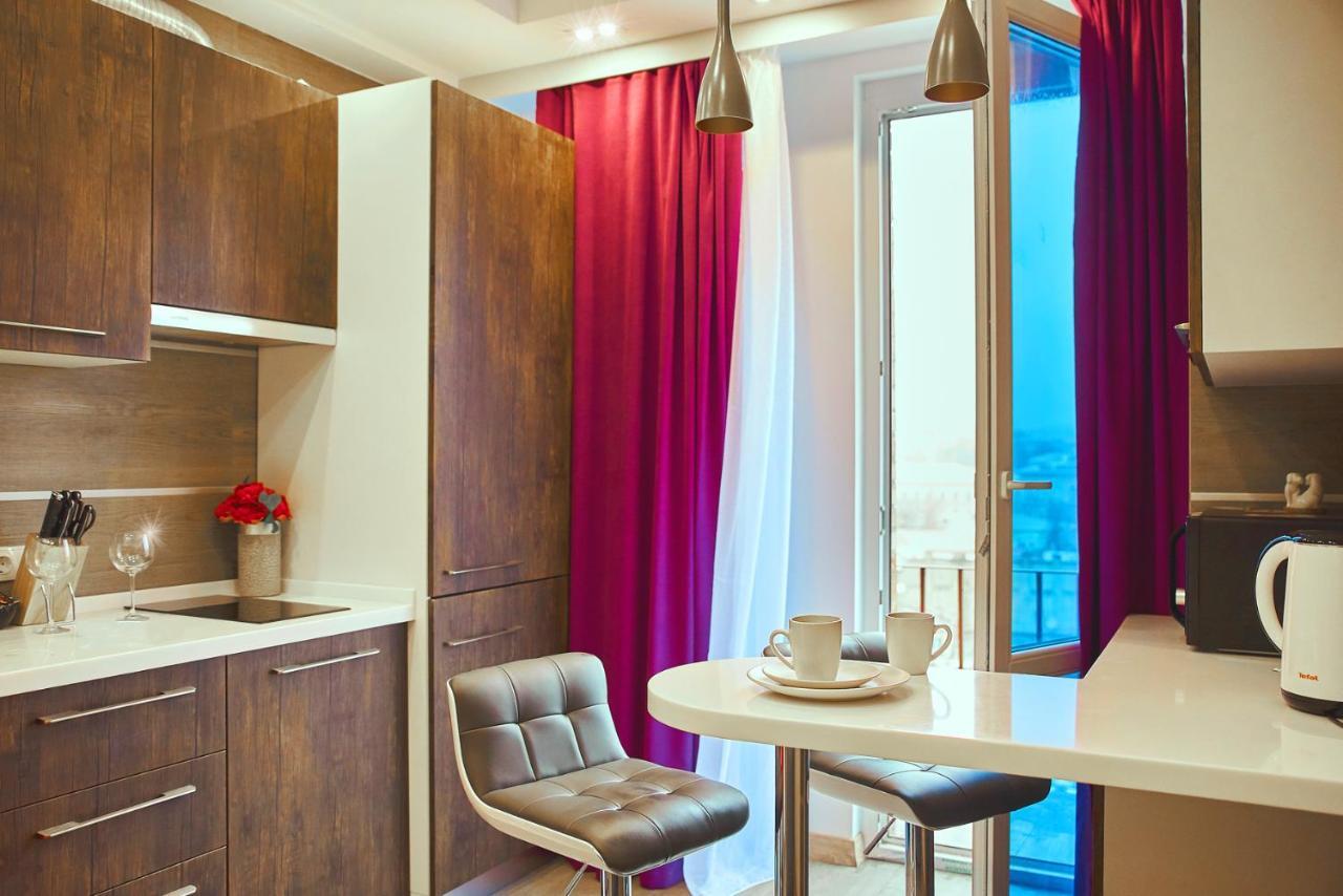 Sauna, Big Jacuzzi , Khreshchatyk Apartments Киев Екстериор снимка