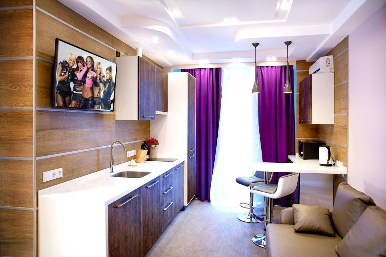 Sauna, Big Jacuzzi , Khreshchatyk Apartments Киев Екстериор снимка